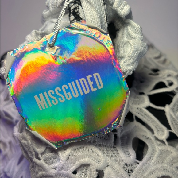 Lace Crochet Appliqué Style White Dress - Picture 5 of 7